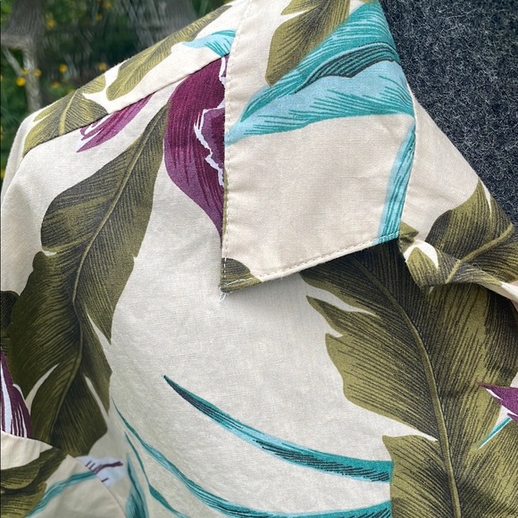 Tropical Floral Orchid Button-Up Shirt - Picture 5 of 14